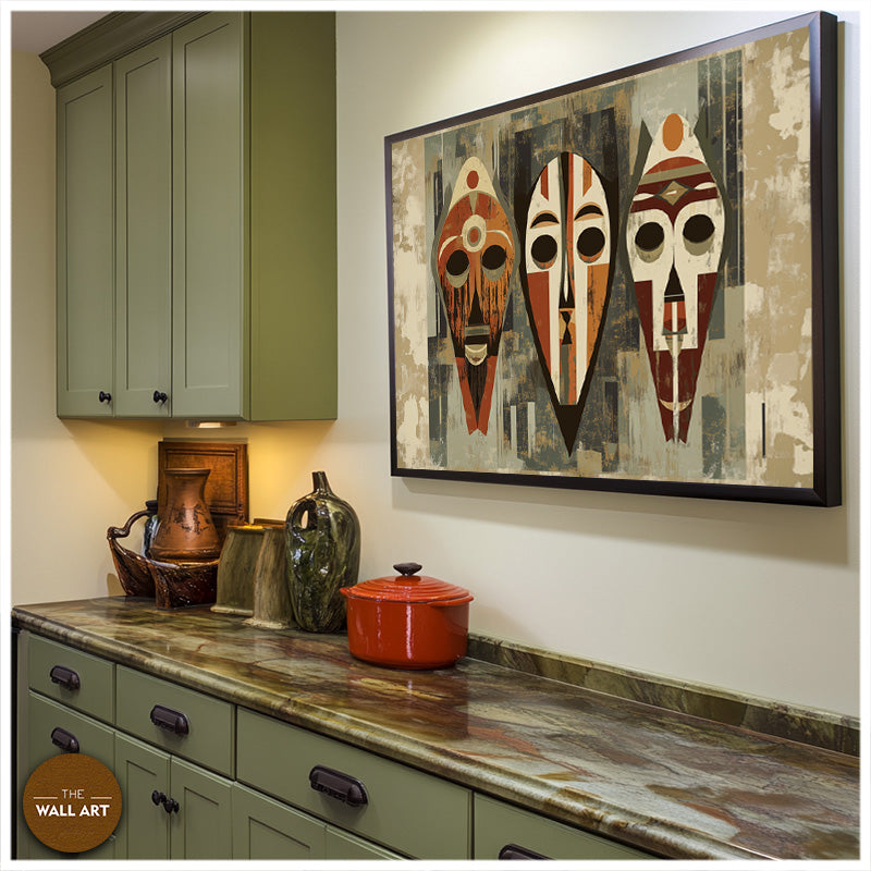 AFRICAN MASKS IN SYMMETRY I
