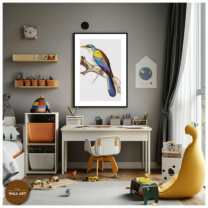 COLOUFULL BIRD ON BRANCH