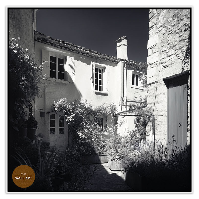 HOUSE IN REMINISCENCE IV