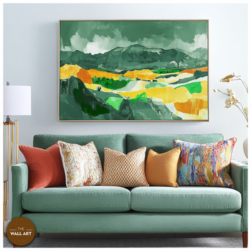 VALLEY IN GREEN EDGE