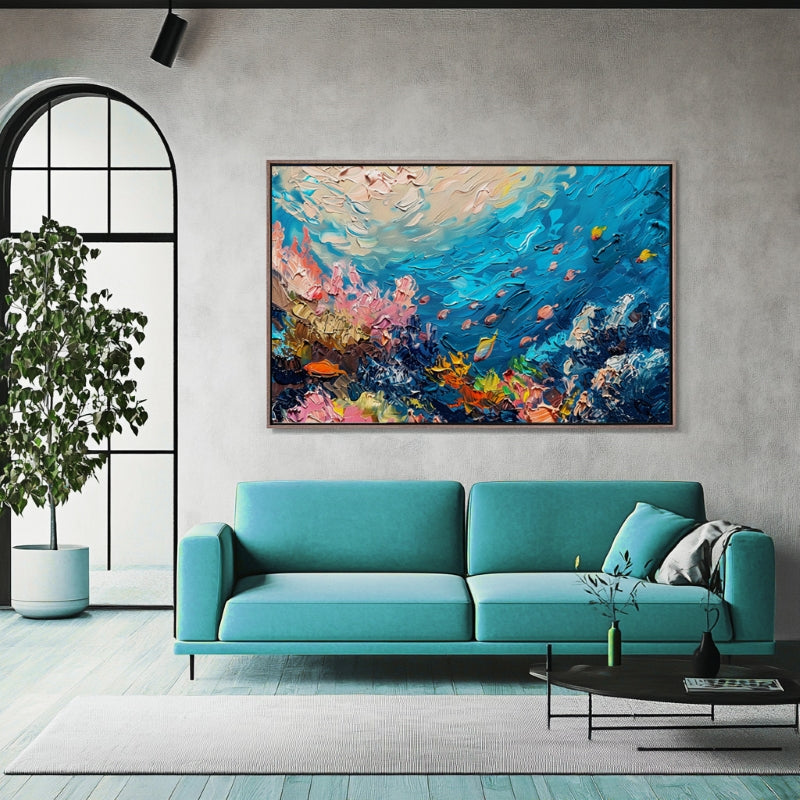 VIBRANT MARINE LIFE